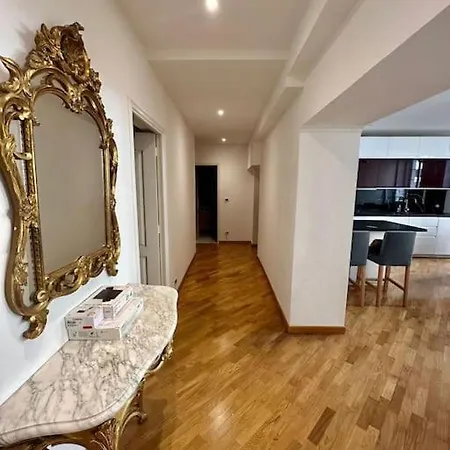 Apartmán Downtown Modern Luxury - 3 Bedrooms 3 Baths *